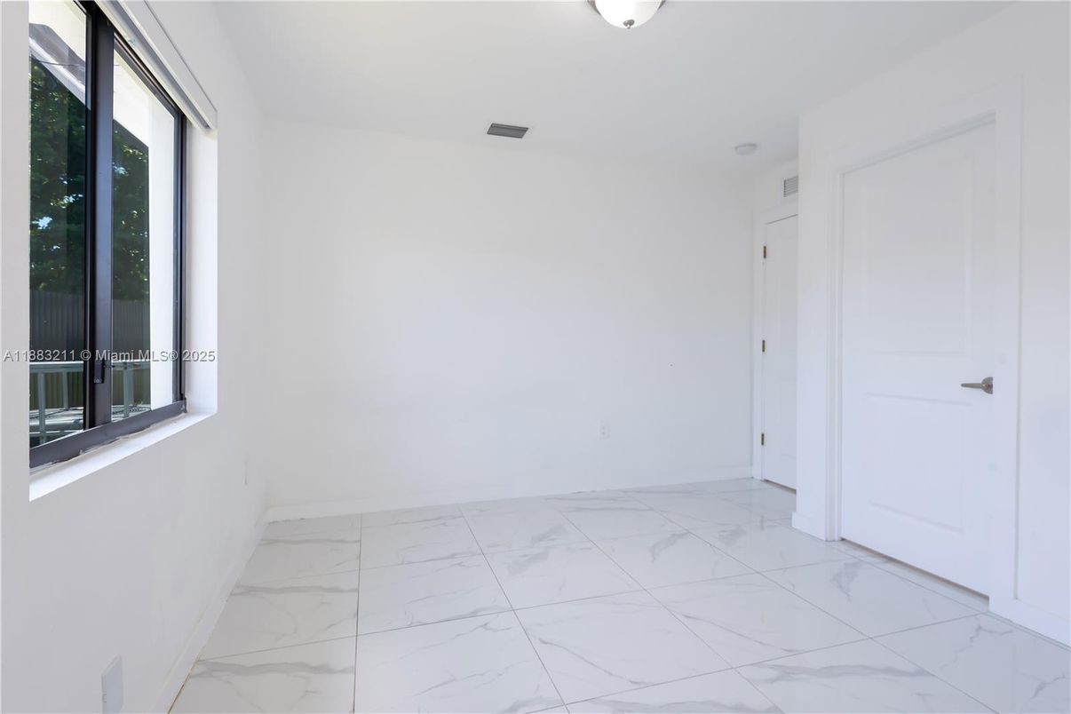 Empty room, Interior, Marble