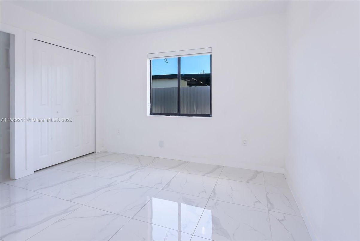 Empty room, Interior, Marble