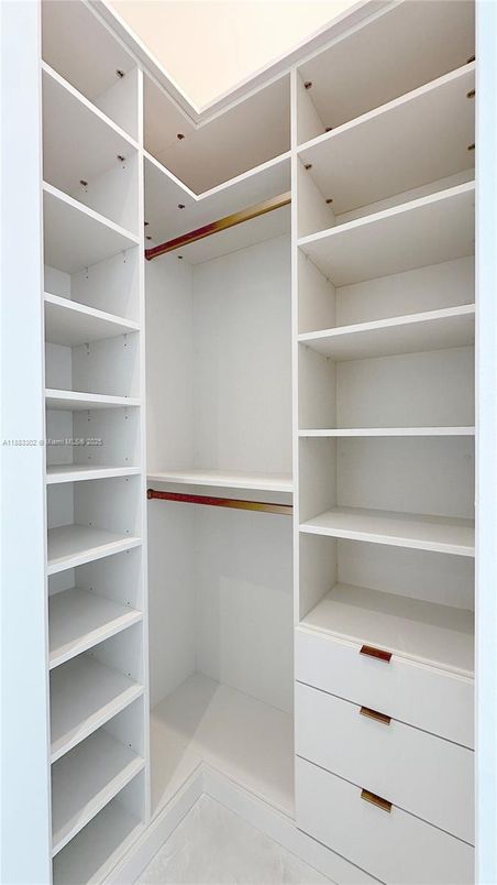 Interior, Walk-in Closets