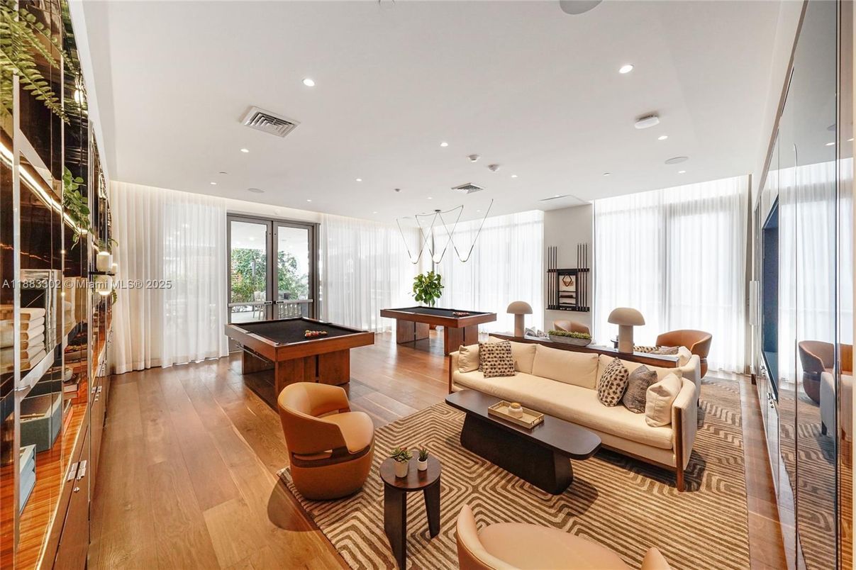 Billiard Table, Game Room, Interior, Living room, Recessed Lighting, Wood Texture Flooring