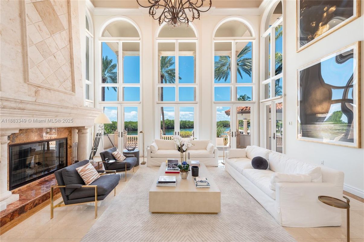 Chandelier, Fireplace, Interior, Living room, Sun Room