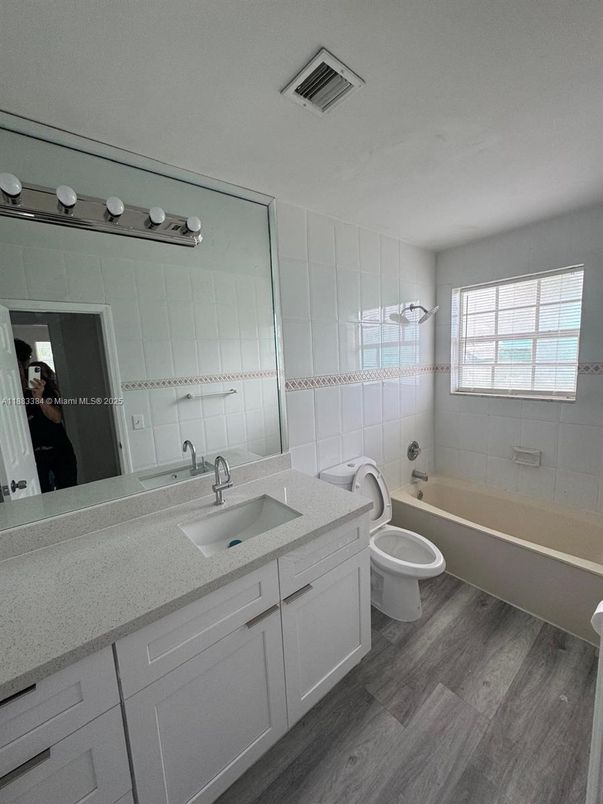 Bathroom, Dual Sink Vanities, Interior, Wood Texture Flooring