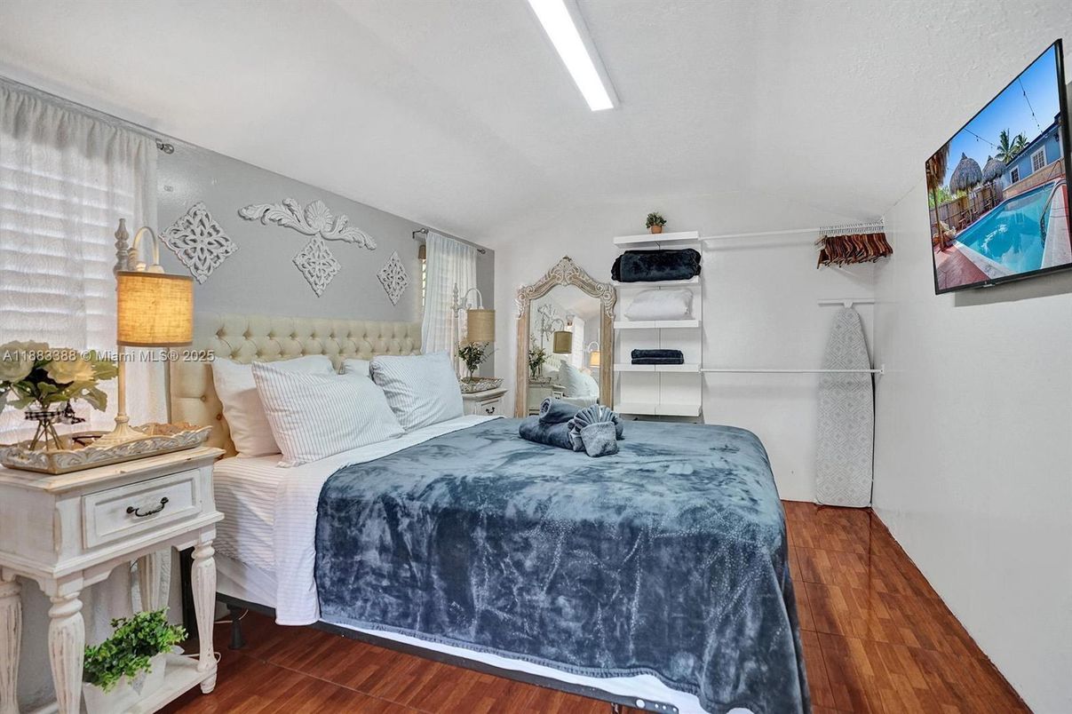 Bedroom, Interior, Wood Texture Flooring