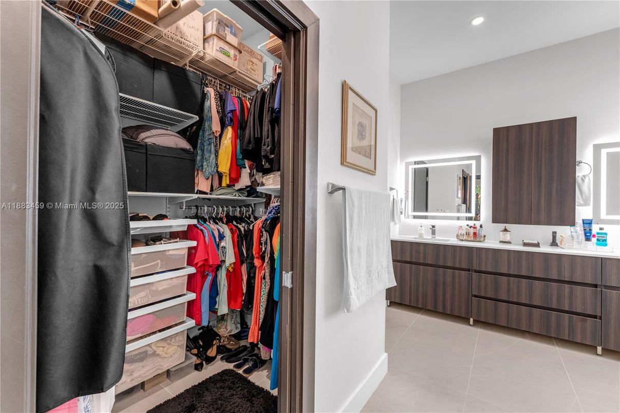 Bathroom, Interior, Recessed Lighting, Walk-in Closets