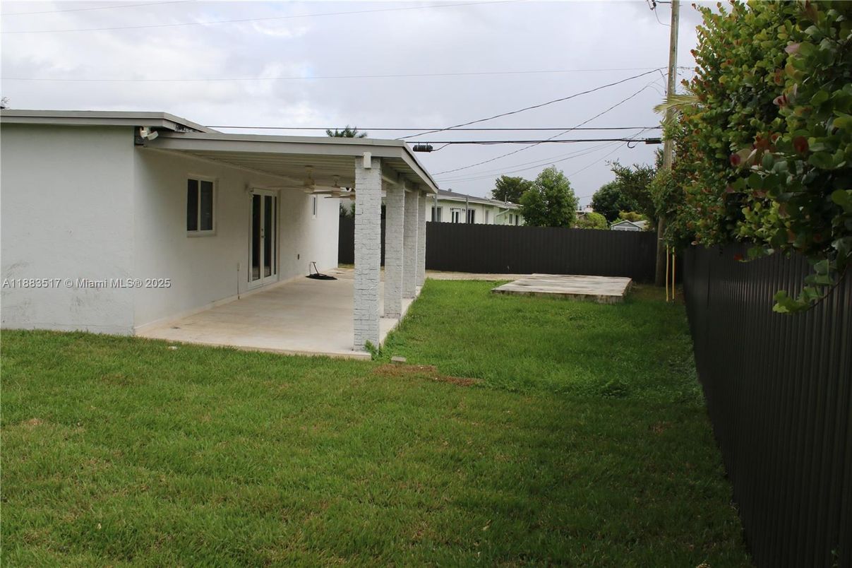 Backyard, Exterior