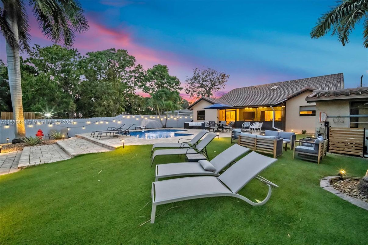 Backyard, Exterior, Pool