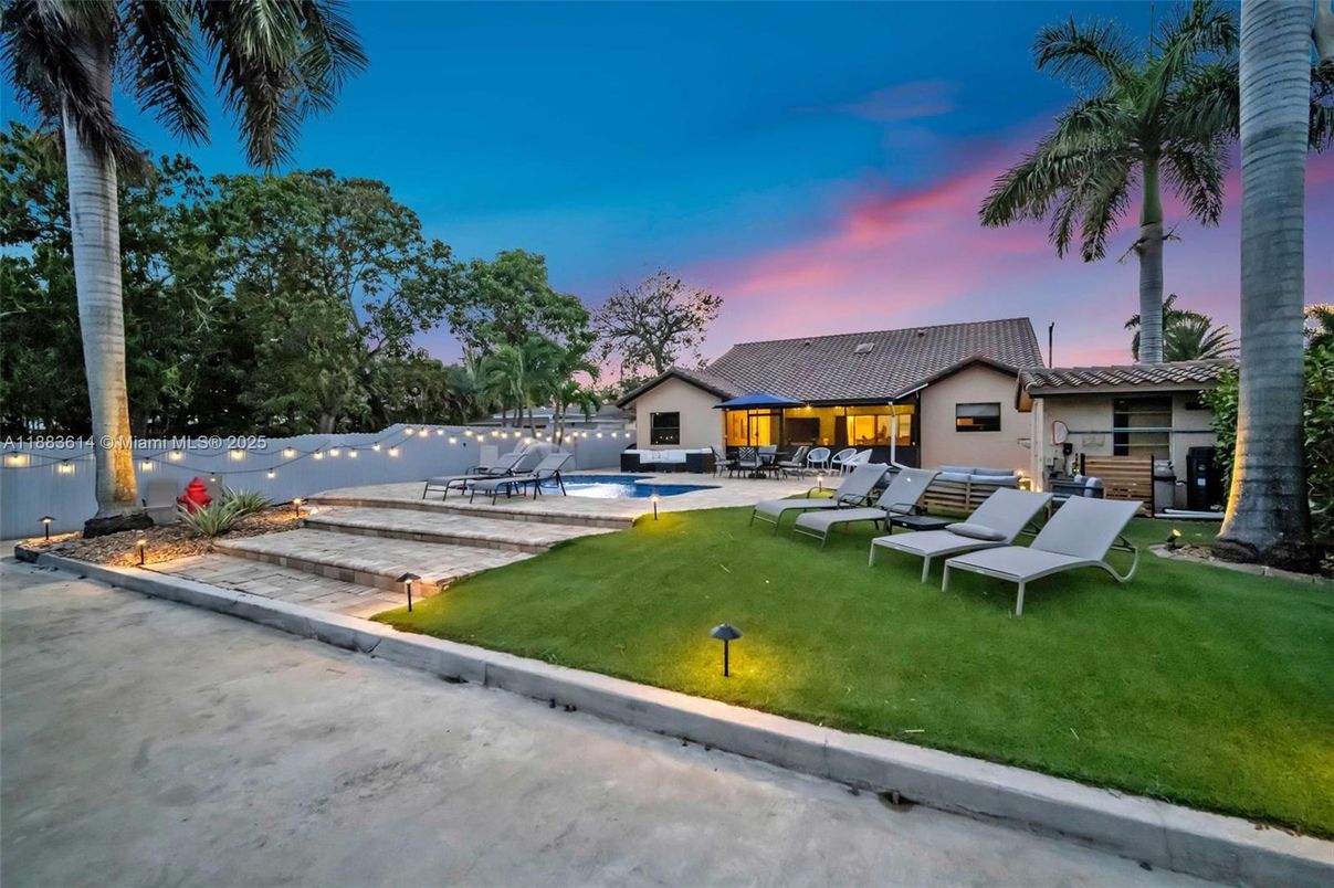 Backyard, Exterior, Pool