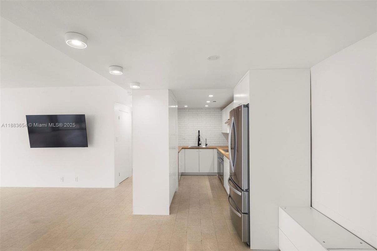 Interior, Kitchen, Recessed Lighting, Wood Texture Flooring