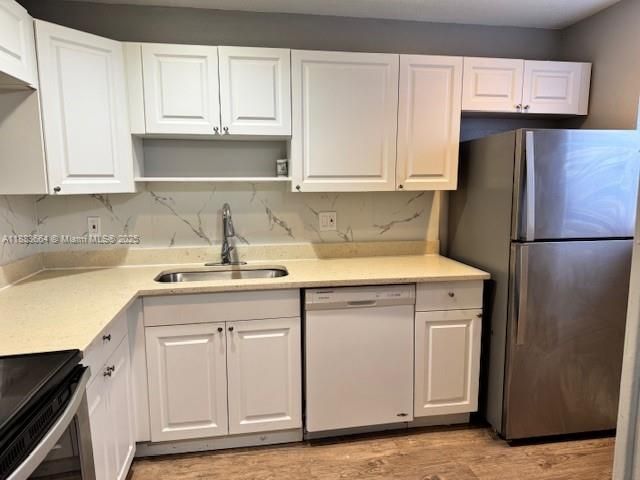 Interior, Kitchen, Marble Walls, Wood Texture Flooring