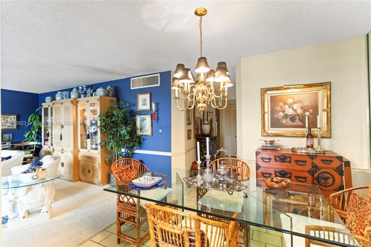 Chandelier, Dining room, Interior