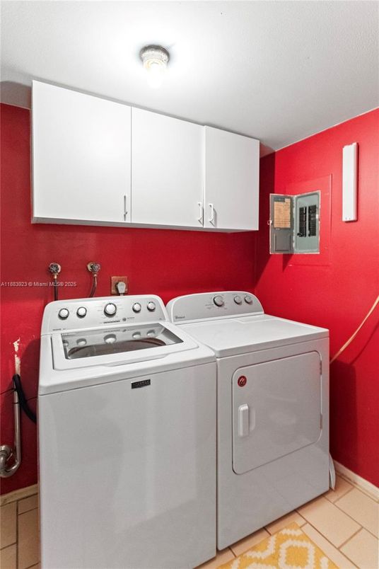 Interior, Washer