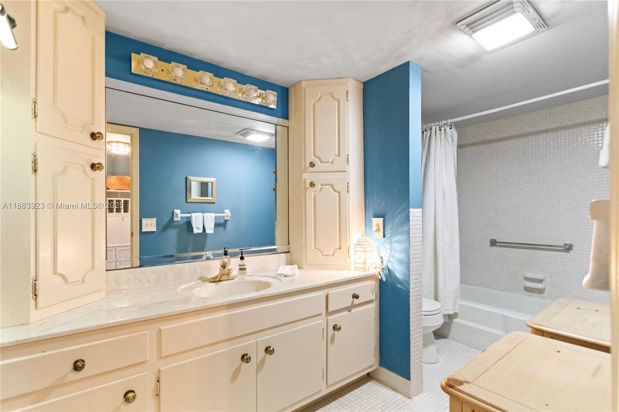 Bathroom, Interior