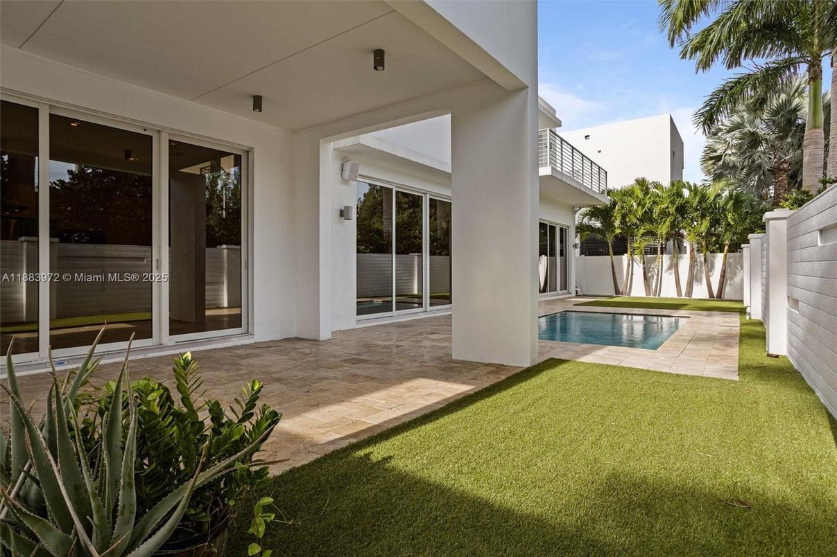 Backyard, Exterior, Pool