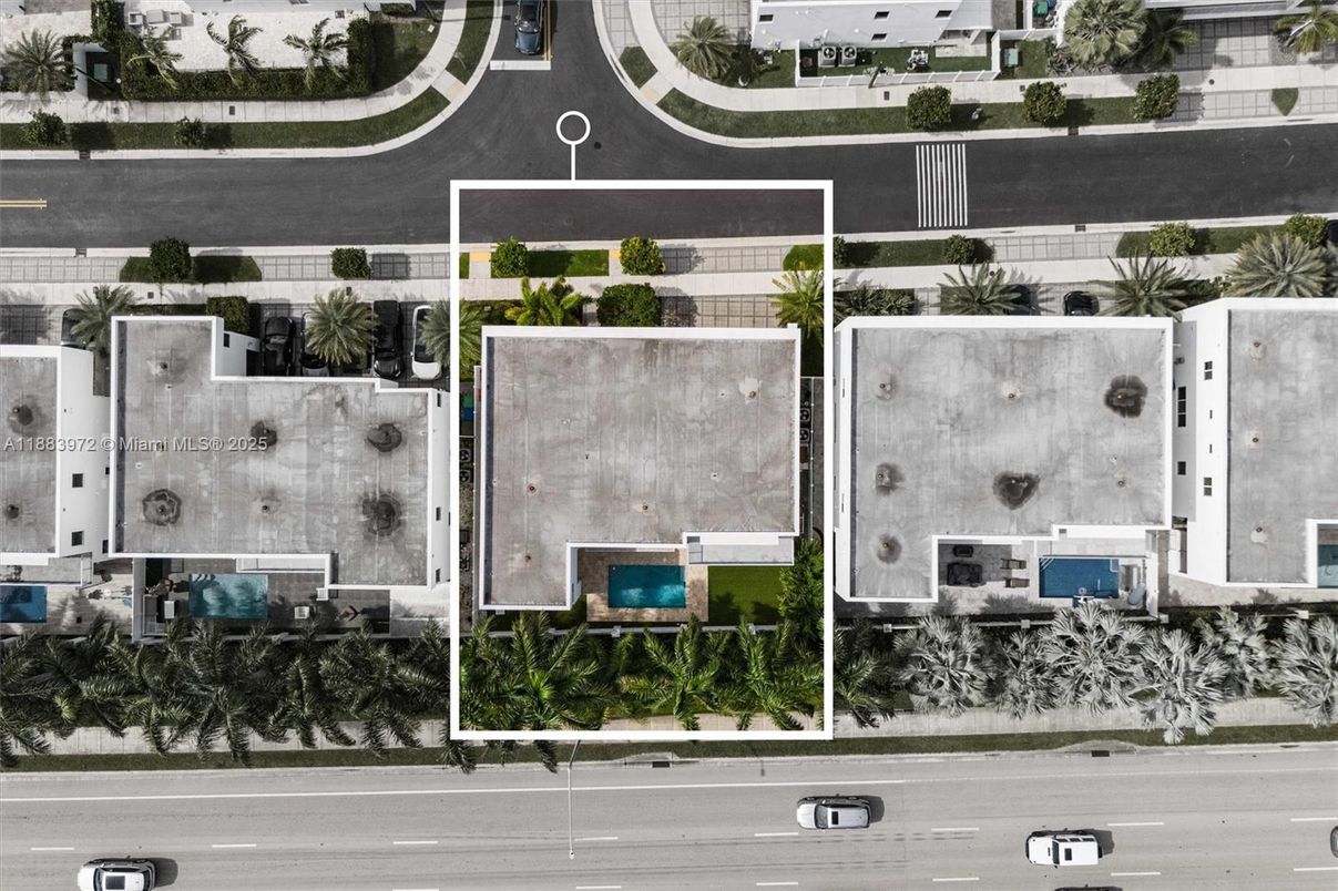 Exterior, Drone