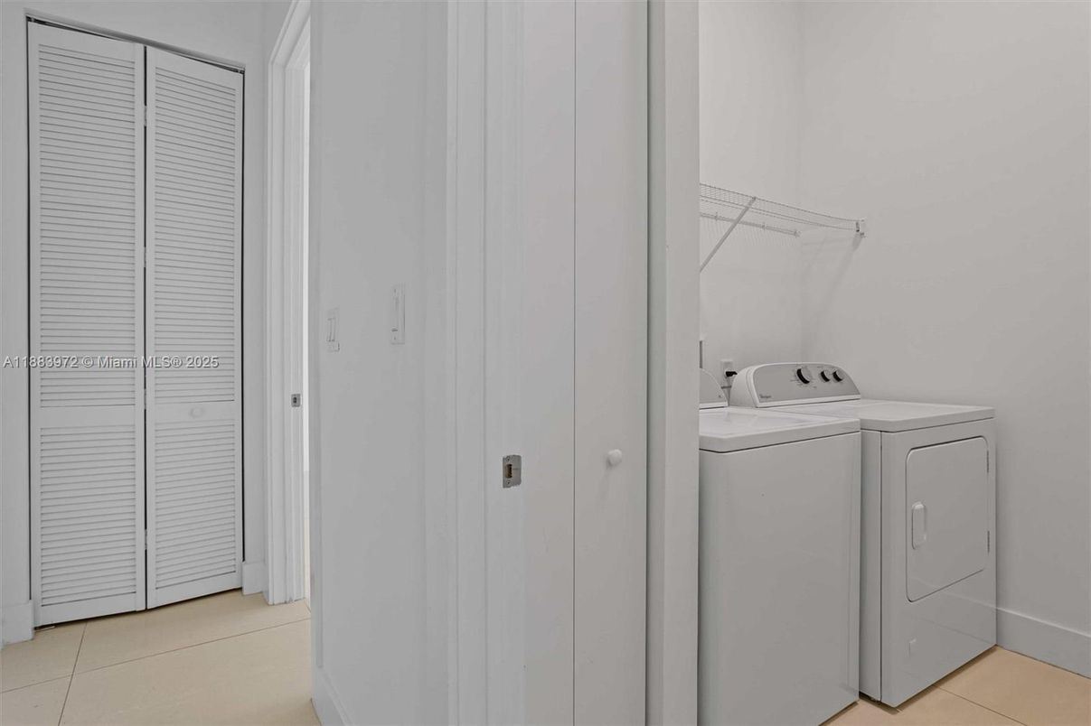 Interior, Utility Closets, Washer