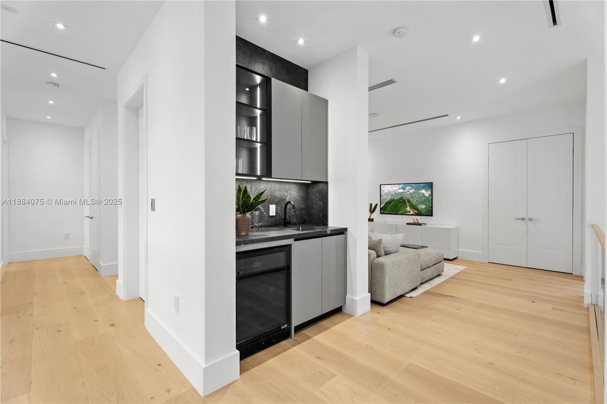 Interior, Kitchen, Living room, Recessed Lighting, Stainless Steel Appliances, Wood Texture Flooring
