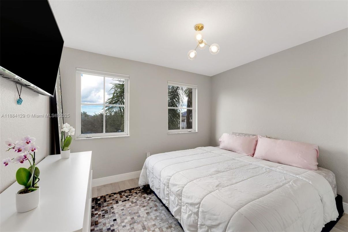 Bedroom, Interior, Water, Wood Texture Flooring
