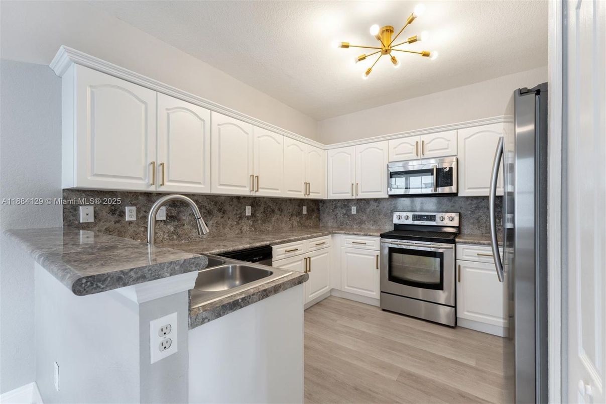 Interior, Kitchen, Stainless Steel Appliances, Wood Texture Flooring
