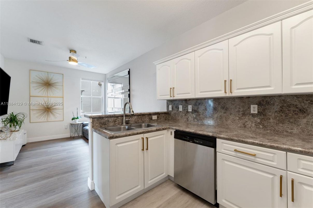 Interior, Kitchen, Wood Texture Flooring