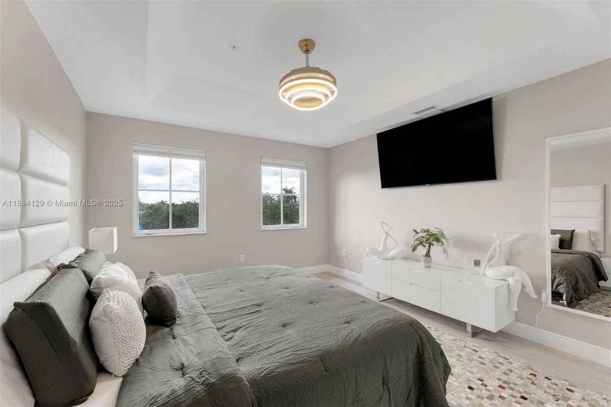 Bedroom, Interior, Pendant Lights, Wood Texture Flooring