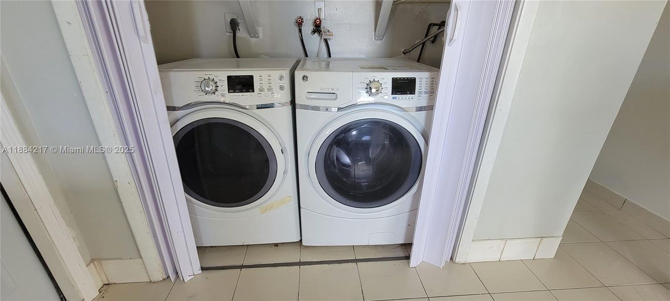 Interior, Utility Closets, Washer