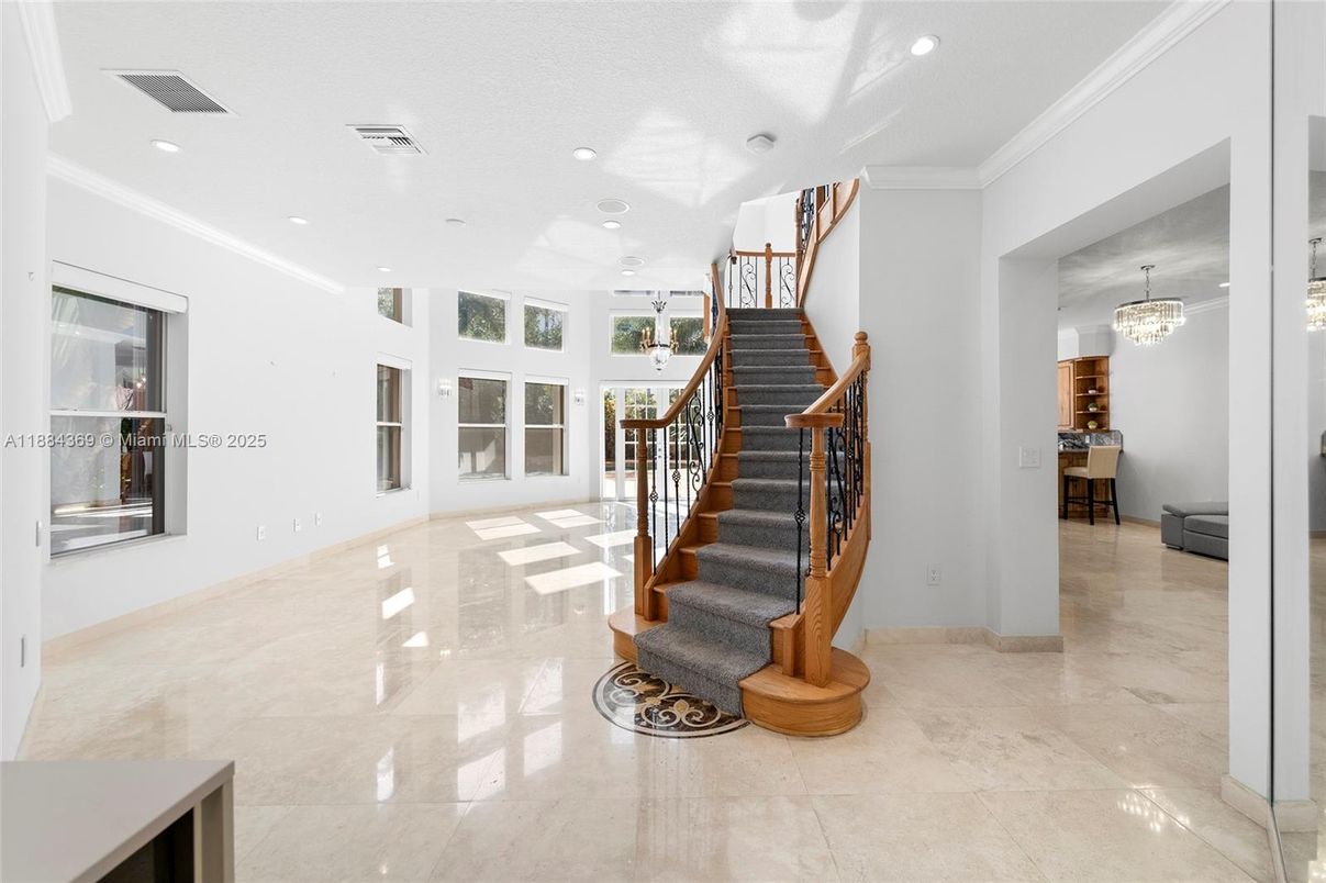 Chandelier, Interior, Recessed Lighting