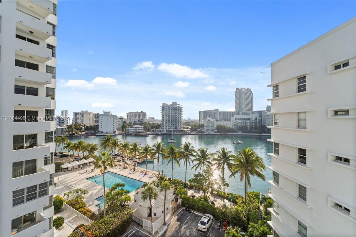 Exterior, Pool, Water, Skyline