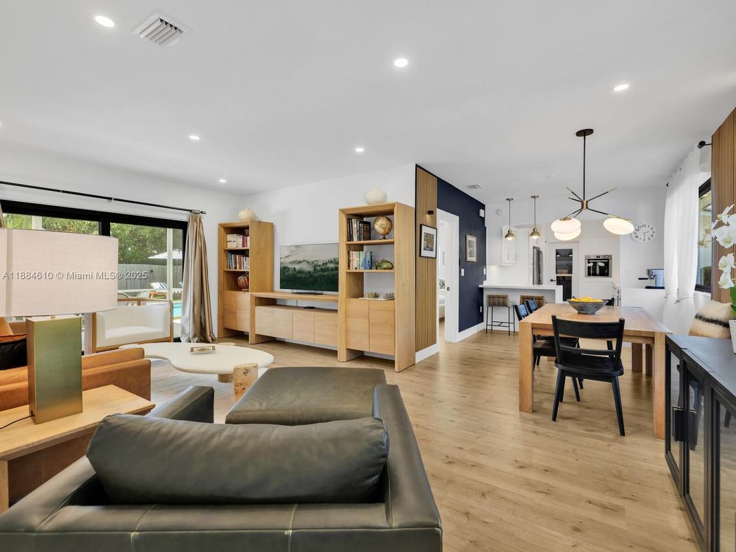 Dining room, Interior, Kitchen, Living room, Pendant Lights, Recessed Lighting, Wood Texture Flooring