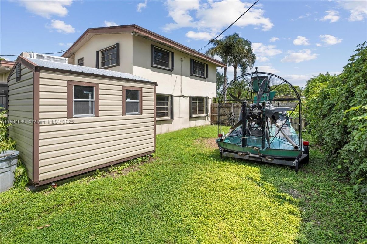 Backyard, Exterior, Playground