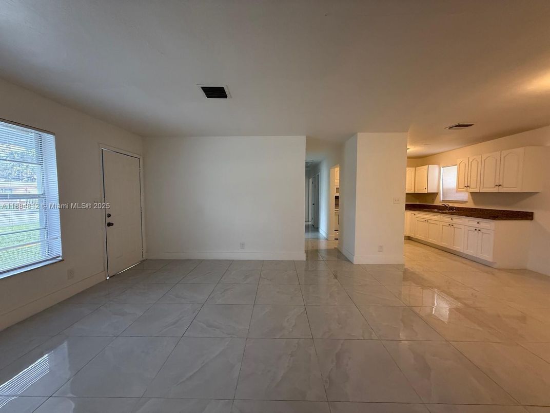 Empty room, Interior, Kitchen