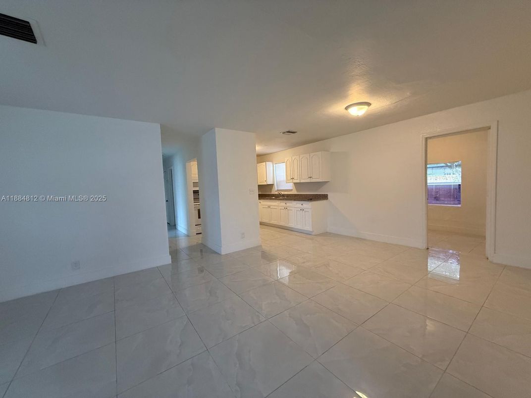Empty room, Interior, Kitchen