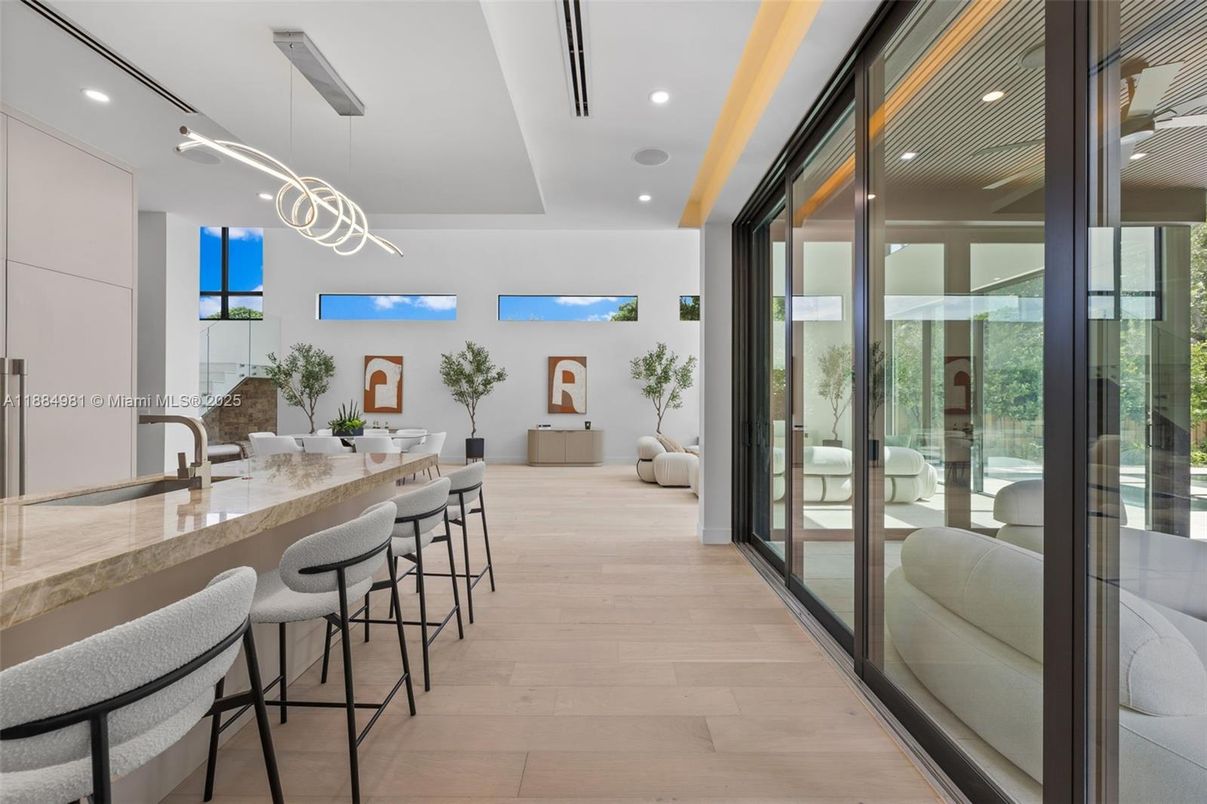 Interior, Pendant Lights, Recessed Lighting, Wood Texture Flooring