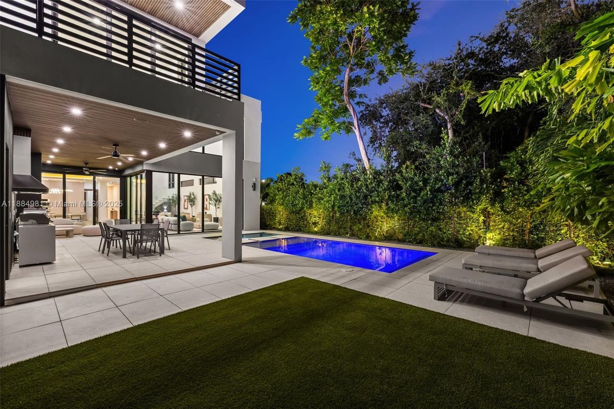 Backyard, Exterior, Pool