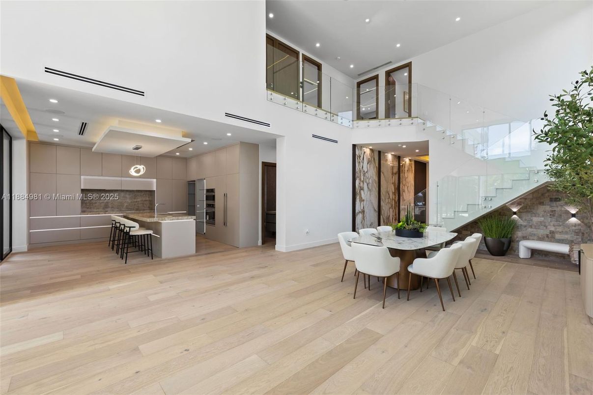 Dining room, Interior, Kitchen, Recessed Lighting, Stainless Steel Appliances, Wood Texture Flooring
