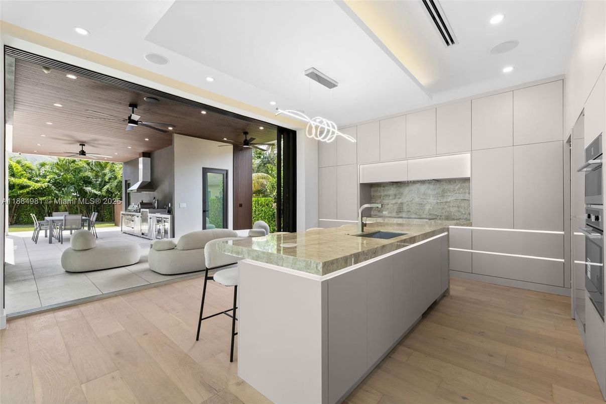 Interior, Kitchen, Living room, Pendant Lights, Recessed Lighting, Stainless Steel Appliances, Wooden Ceilings, Wood Texture Flooring
