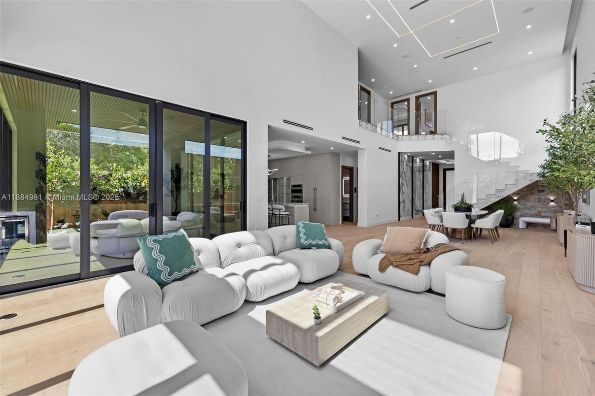 Dining room, Interior, Kitchen, Living room, Pendant Lights, Recessed Lighting, Wood Texture Flooring