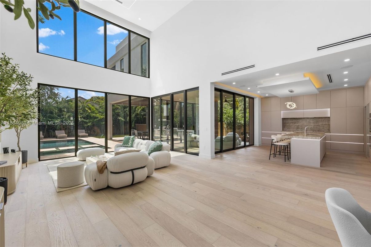 Dining room, Interior, Kitchen, Living room, Pendant Lights, Recessed Lighting, Wood Texture Flooring