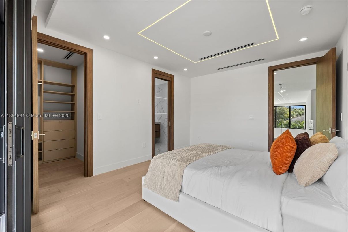 Bedroom, Interior, Recessed Lighting, Wood Texture Flooring