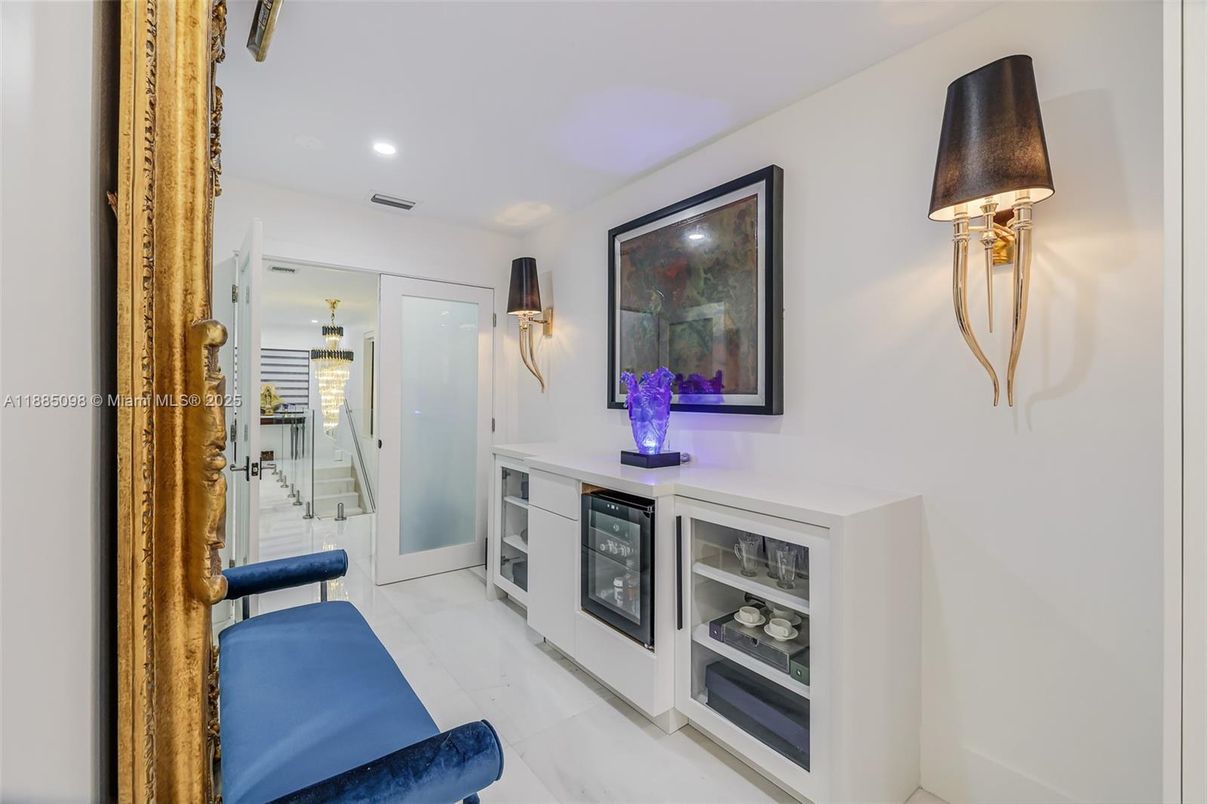 Interior, Recessed Lighting