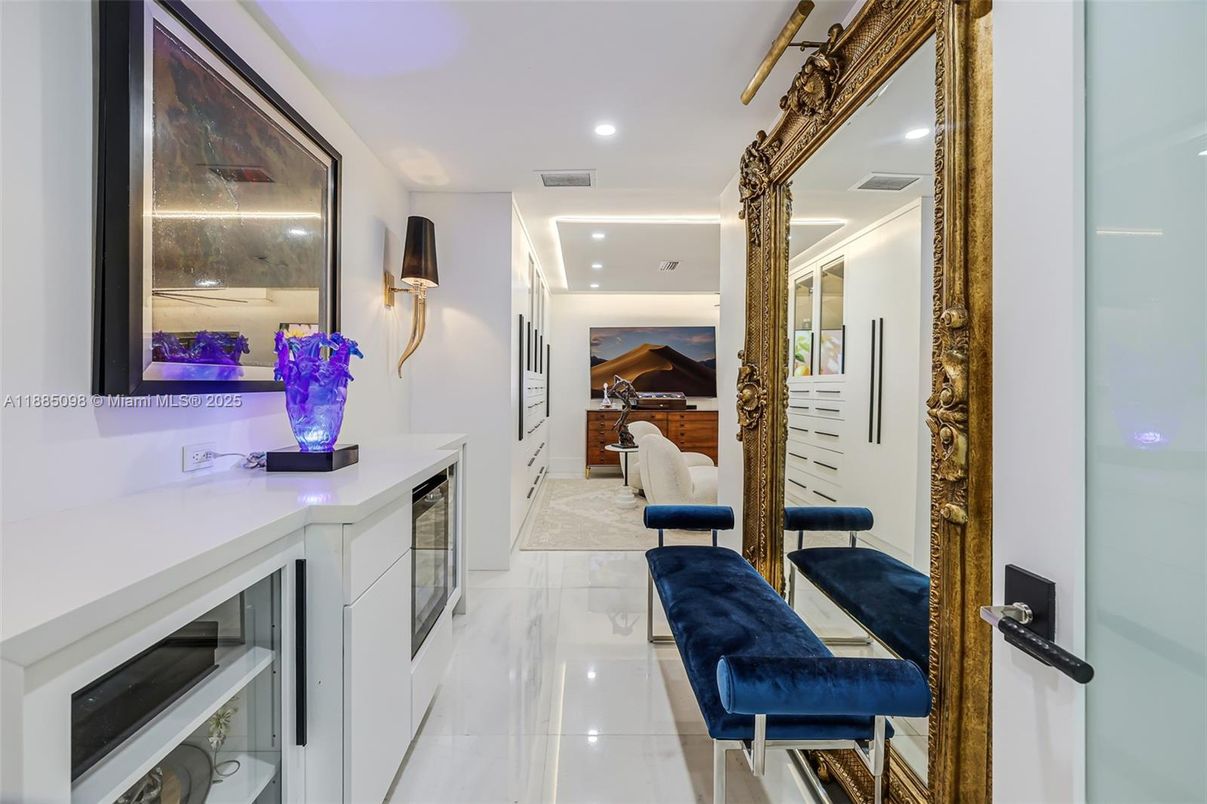 Interior, Recessed Lighting