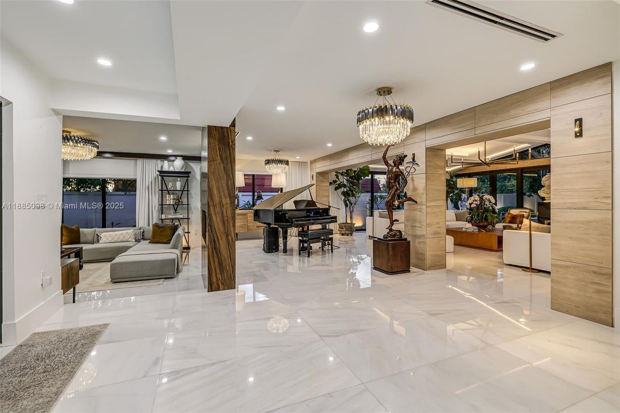 Chandelier, Interior, Living room, Marble, Piano, Recessed Lighting