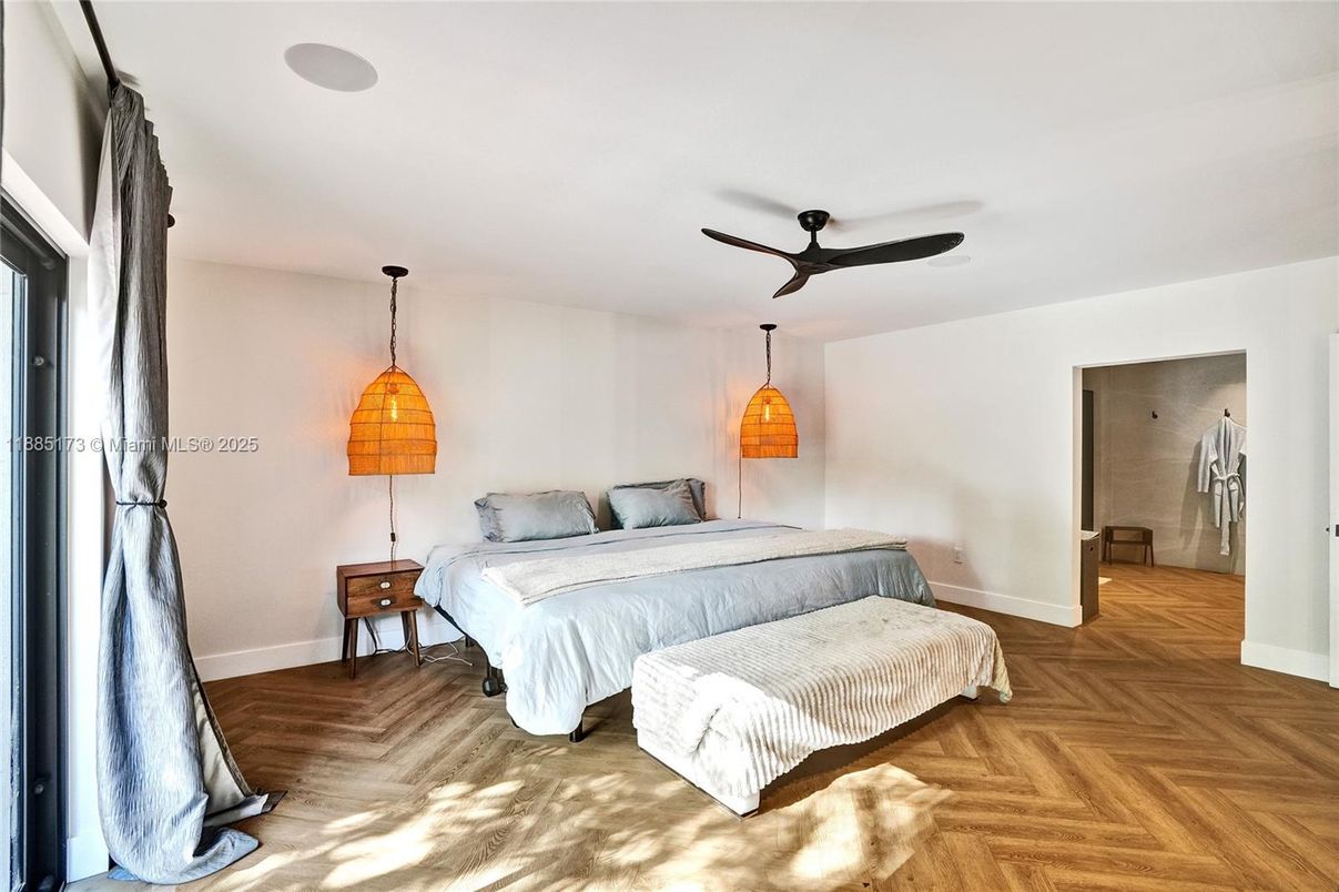 Bedroom, Interior, Pendant Lights, Wood Texture Flooring
