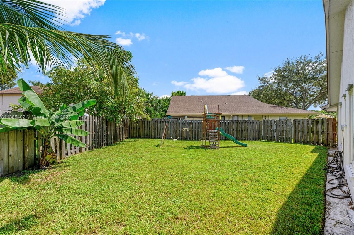 Backyard, Exterior, Playground