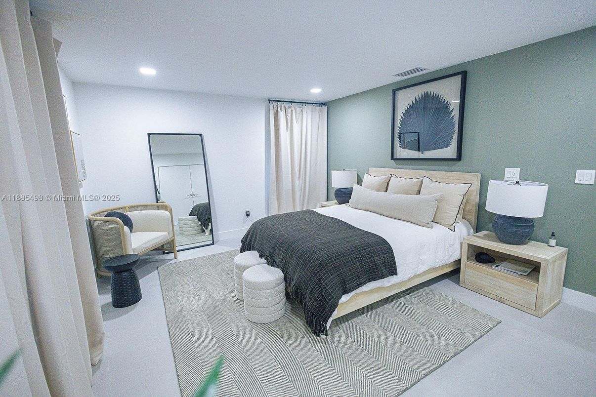 Bedroom, Interior, Recessed Lighting