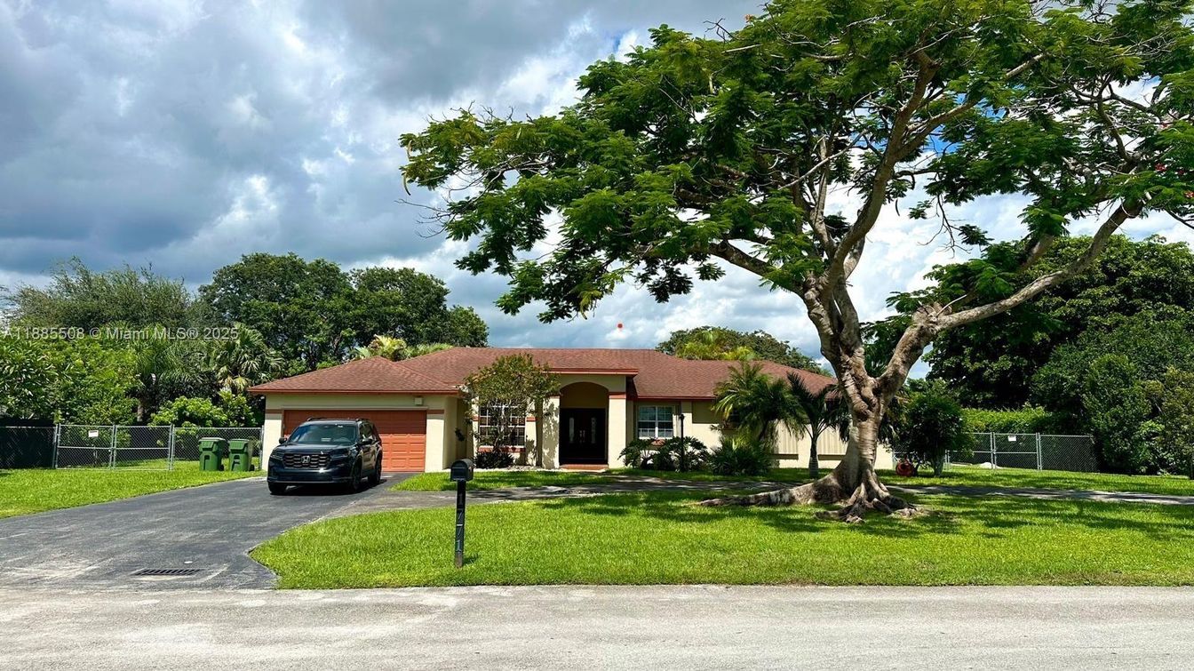 Attached, Backyard, Exterior, Facade, Ranch