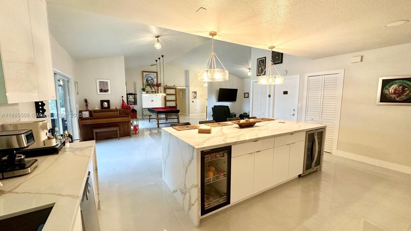 Interior, Kitchen, Pendant Lights, Piano