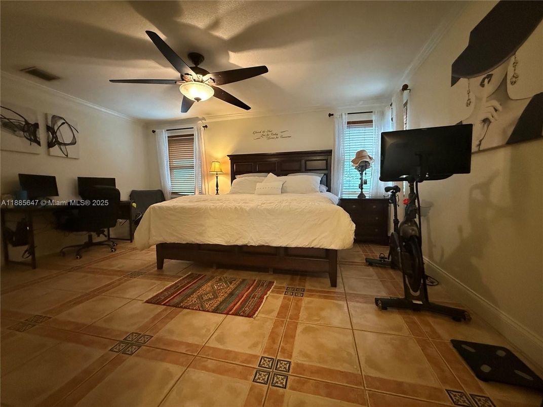 Bedroom, Fitness Equipment, Interior