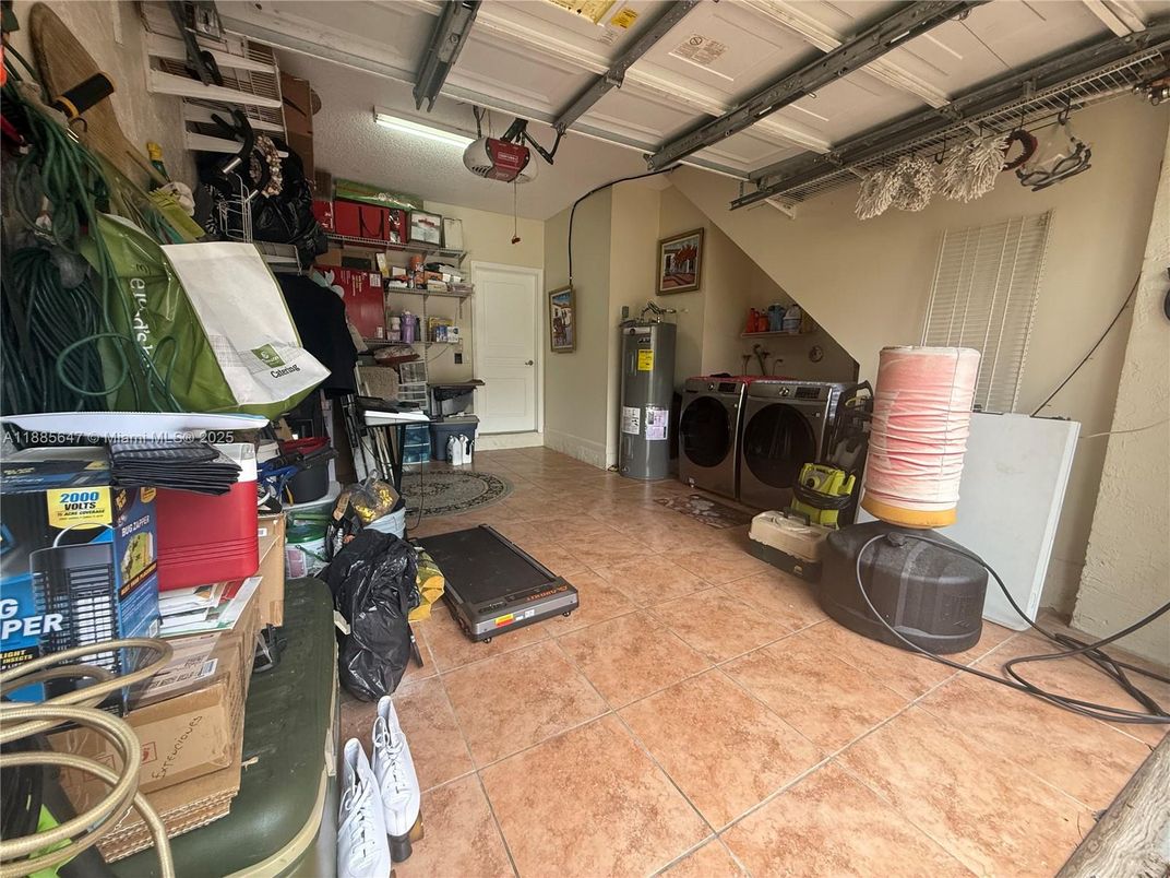 Interior, Washer