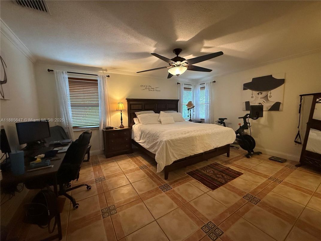 Bedroom, Fitness Equipment, Interior