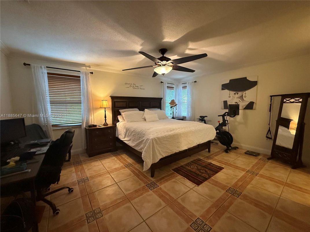 Bedroom, Fitness Equipment, Interior
